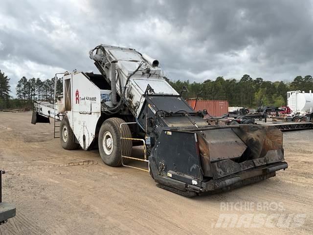 Roadtec 2500E Veículos transporte material