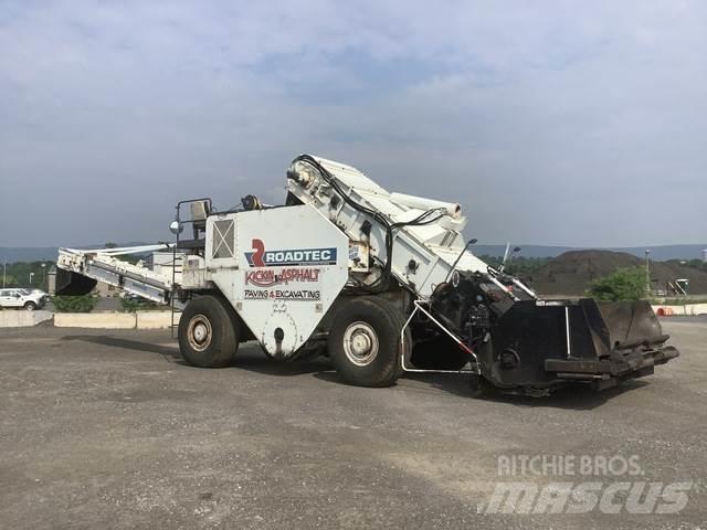 Roadtec SB2500 Veículos transporte material