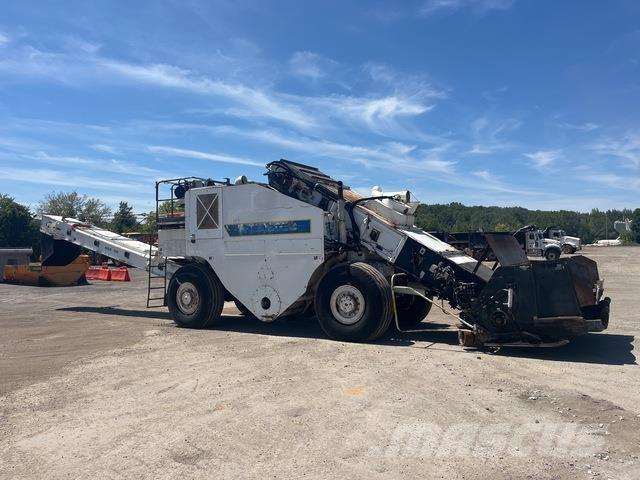 Roadtec SB2500 Veículos transporte material