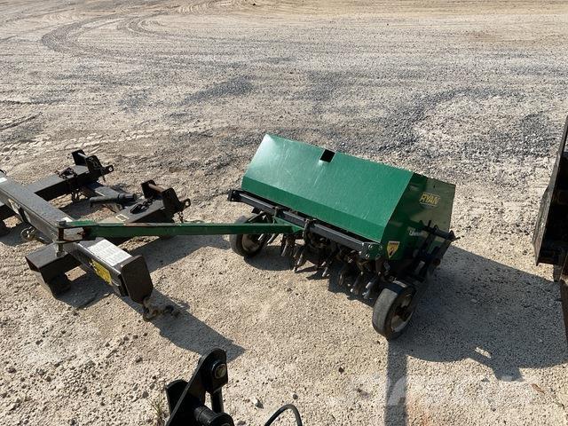 Ryan 544860A Arejadores e escarificadores relvados