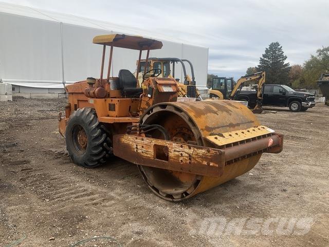 Sakai SV70TF Cilindros Compactadores monocilíndricos