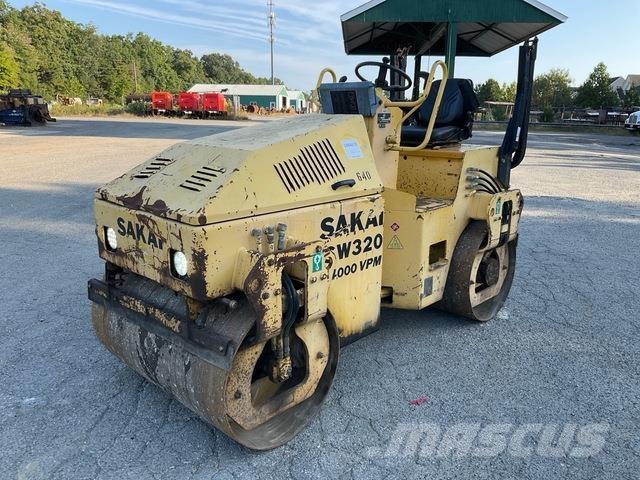 Sakai SW320 Cilindros Compactadores tandem