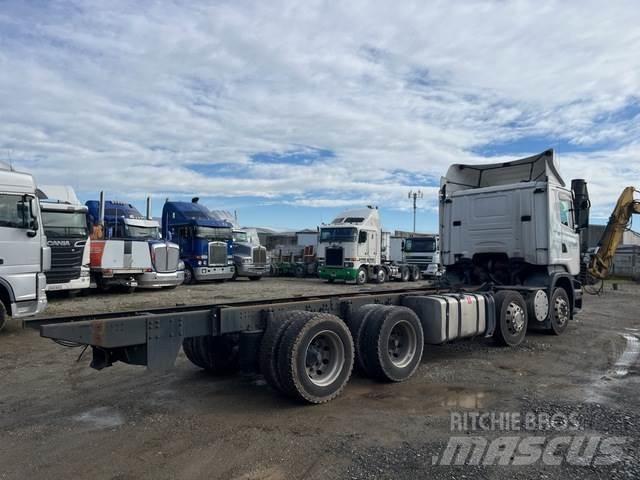 Scania R560 Camiões de chassis e cabine