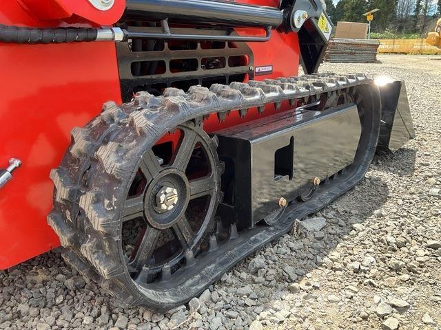  SDLOOL SL380R Minicarregadeiras