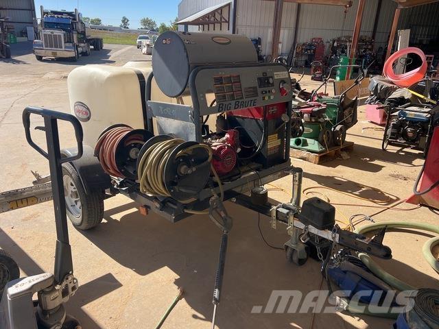 Simpson  Máquinas ligeiras de lavagem a pressão