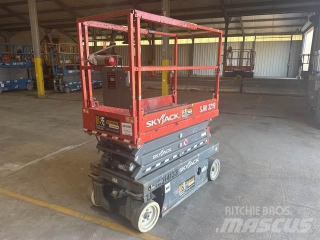 SkyJack 3219 Elevadores de tesoura