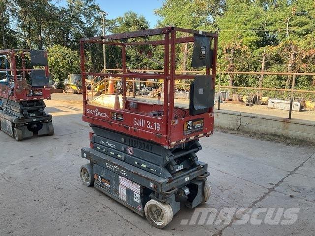 SkyJack 3219 Elevadores de tesoura