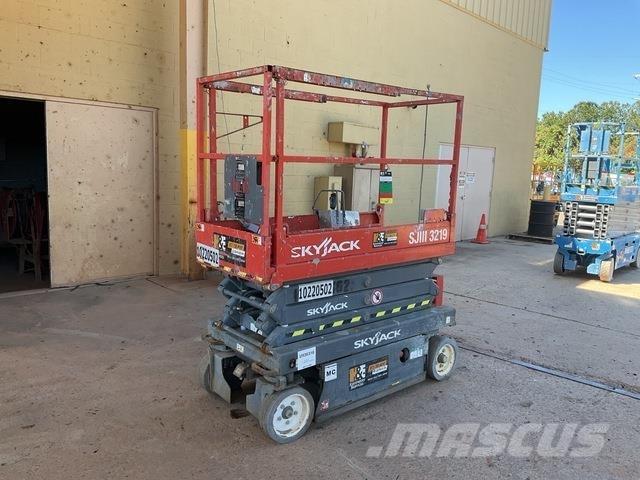 SkyJack 3219 Elevadores de tesoura