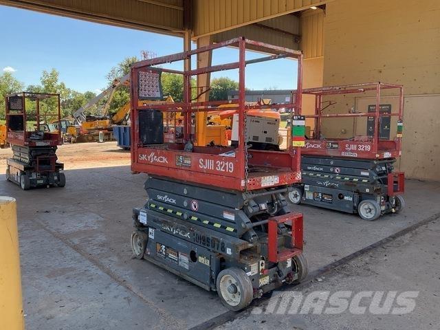 SkyJack 3219 Elevadores de tesoura