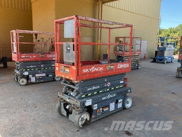 SkyJack 3219 Elevadores de tesoura