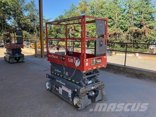SkyJack 3219 Elevadores de tesoura