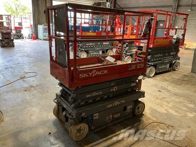 SkyJack 3219 Elevadores de tesoura