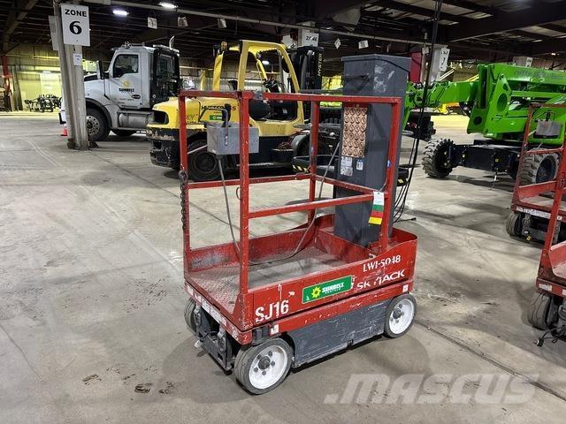 SkyJack SJ16 Plataformas de Mastro Vertical