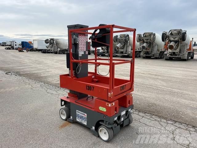 SkyJack SJ20E Plataformas de Mastro Vertical