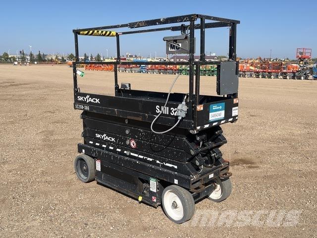SkyJack SJ3226 Elevadores de tesoura