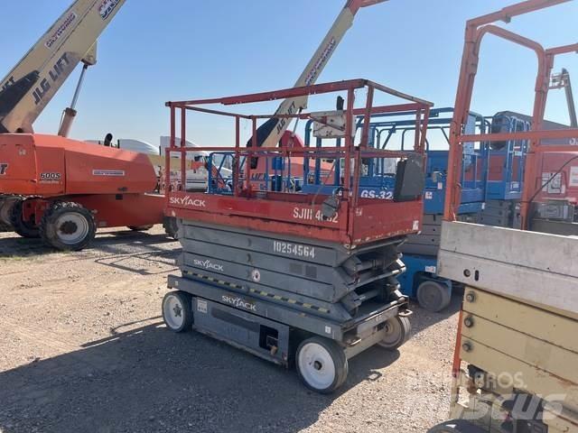 SkyJack SJ4632 Elevadores de tesoura
