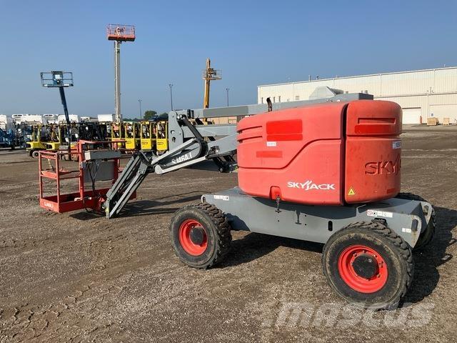 SkyJack SJ46AJ Elevadores braços articulados