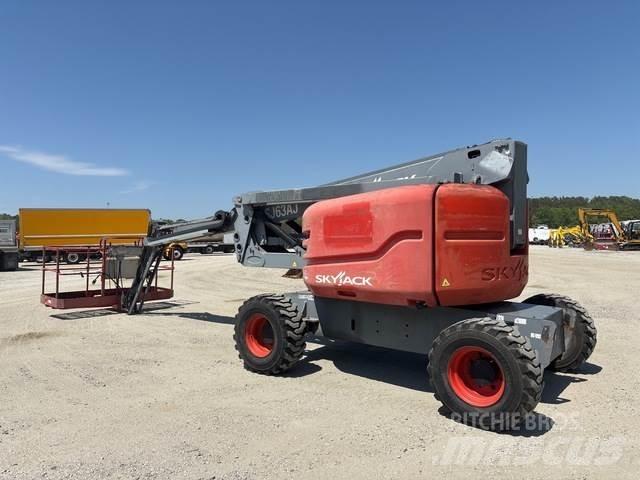 SkyJack SJ63AJ Elevadores braços articulados