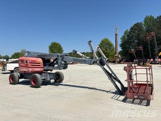 SkyJack SJ63AJ Elevadores braços articulados