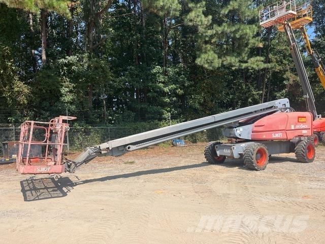 SkyJack SJ82T Elevadores braços Telescópicos