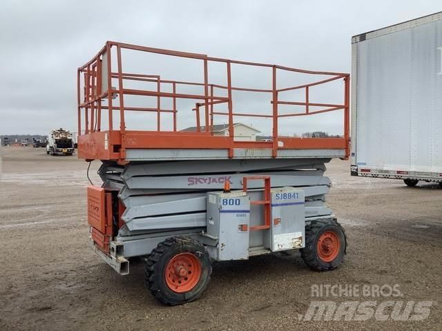 SkyJack SJ8841 Elevadores de tesoura