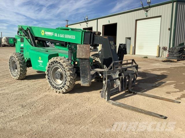 SkyTrak 10042 Manipulador telescópico