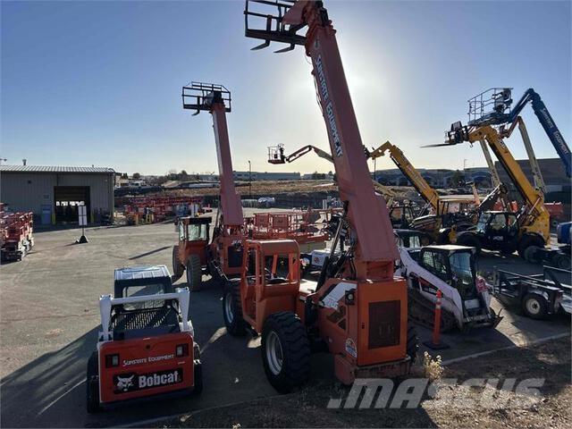 SkyTrak 10054 Manipulador telescópico