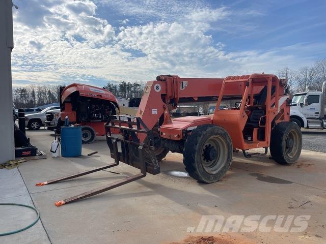 SkyTrak 8042 Manipulador telescópico