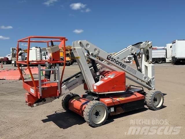 Snorkel A38E Elevadores braços articulados