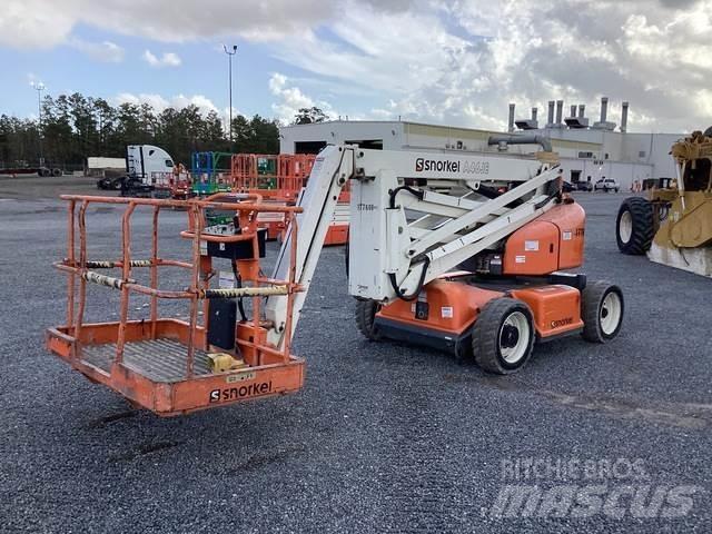 Snorkel A46JE Elevadores braços articulados