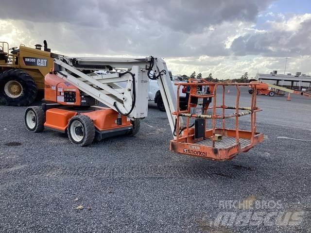 Snorkel A46JE Elevadores braços articulados