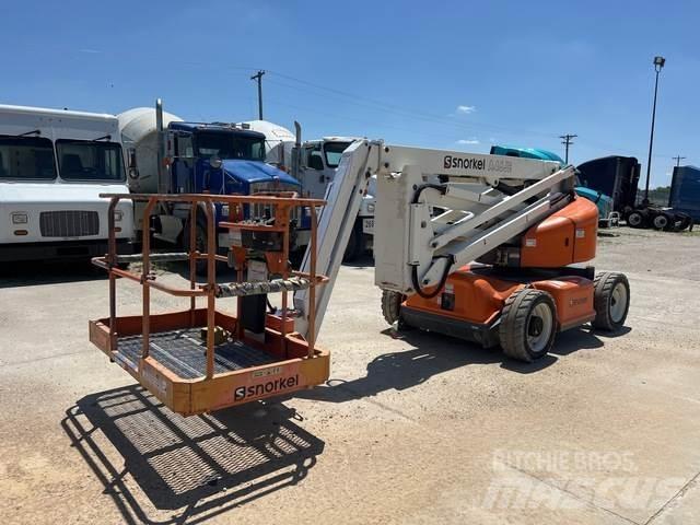 Snorkel A46JE Elevadores braços articulados