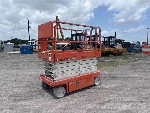 Snorkel S4732E Elevadores de tesoura