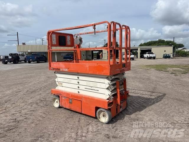Snorkel S4732E Elevadores de tesoura