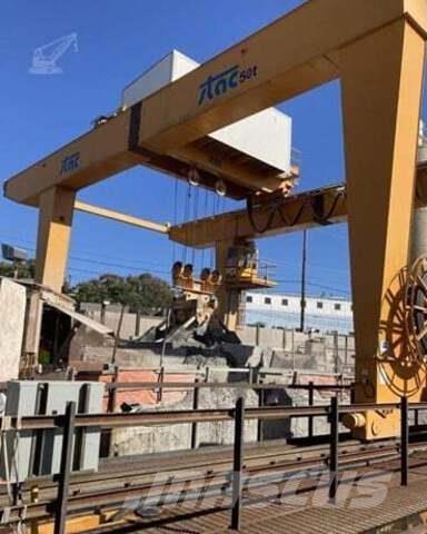  STAC Guindastes de ponte e pórticos