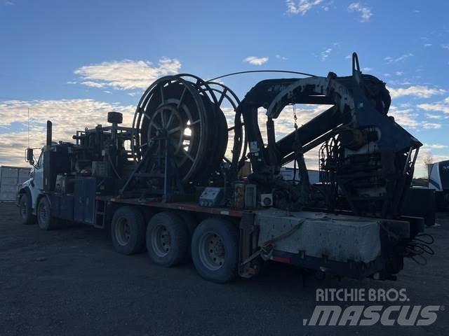 Sterling L9500 Construção - Outros
