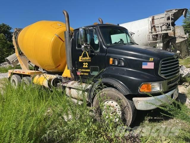 Sterling L9500 Outros Camiões