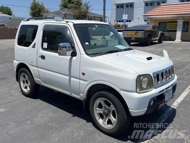 Suzuki Jimmy Automóvel
