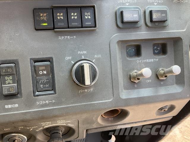 Tadano TR600N Gruas Fora-de-estrada