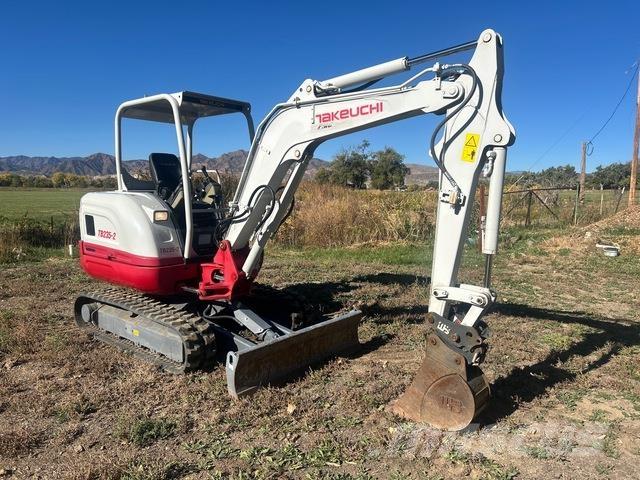 Takeuchi TB235 Escavadeiras de esteiras