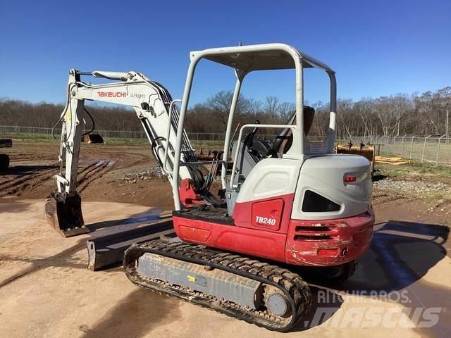 Takeuchi TB240 Escavadeiras de esteiras