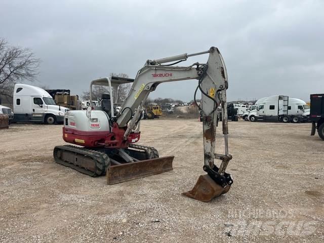 Takeuchi TB260 Escavadeiras de esteiras