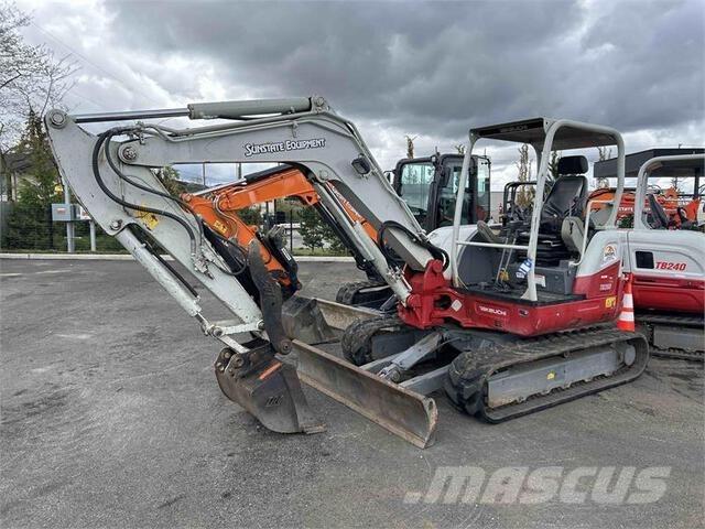 Takeuchi TB260 Escavadeiras de esteiras