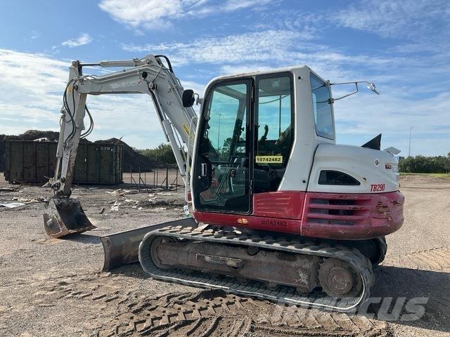 Takeuchi TB290 Escavadeiras de esteiras