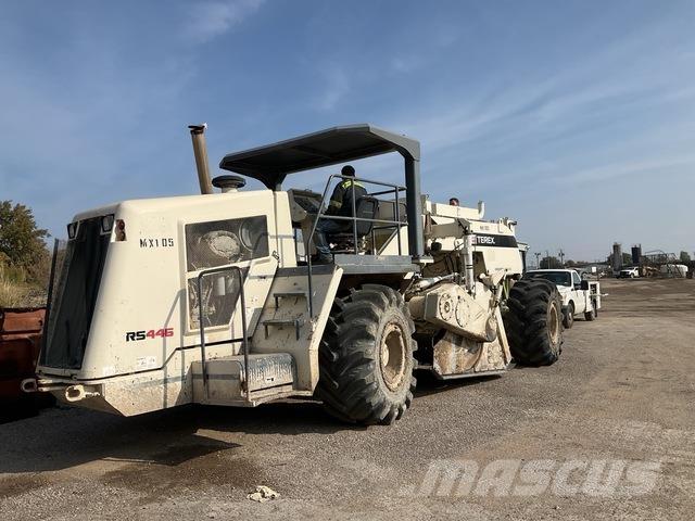 Terex RS446 Compactadores para terra