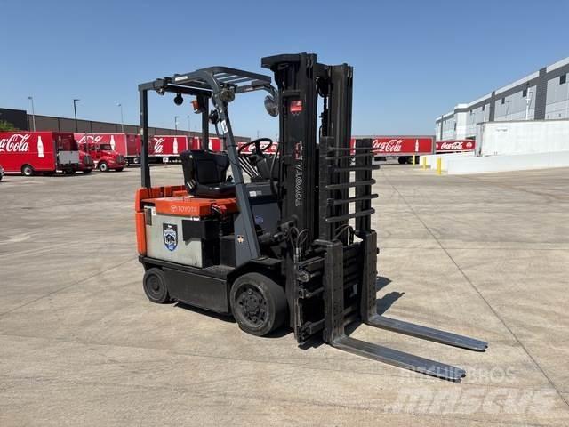 Toyota 7FBCU30 Empilhadores eléctricos