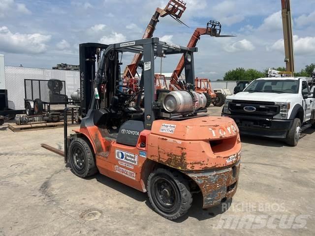 Toyota 7FGU35 Construção - Outros
