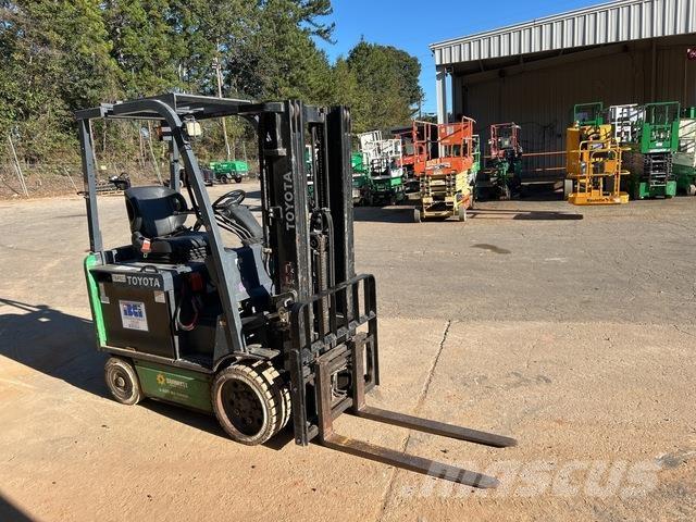 Toyota 8FBCU25 Empilhadores eléctricos