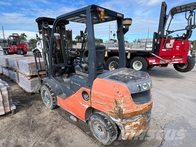 Toyota 8FDU30 Empilhadores - Outros