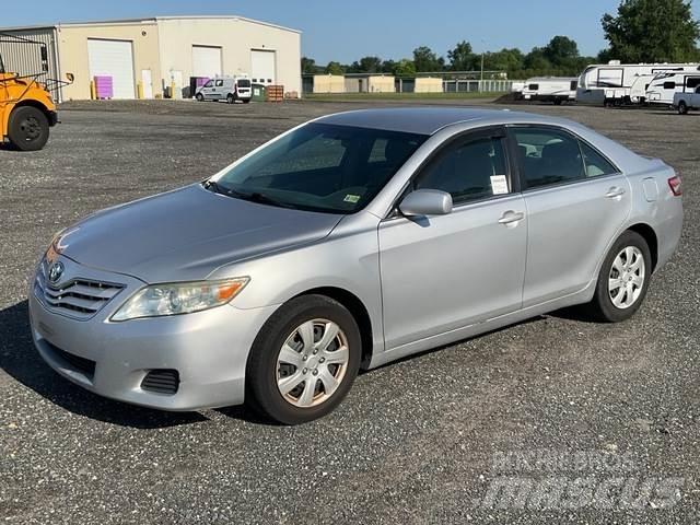 Toyota Camry Automóvel